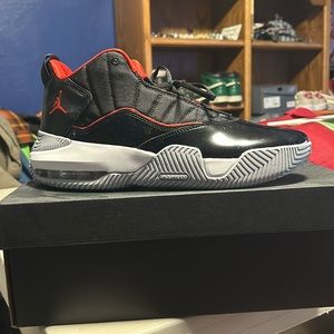 Jordan Stay Loyal Bred 2021- size 11.5, DS